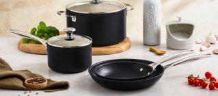 Le Creuset toughened-non-stick
