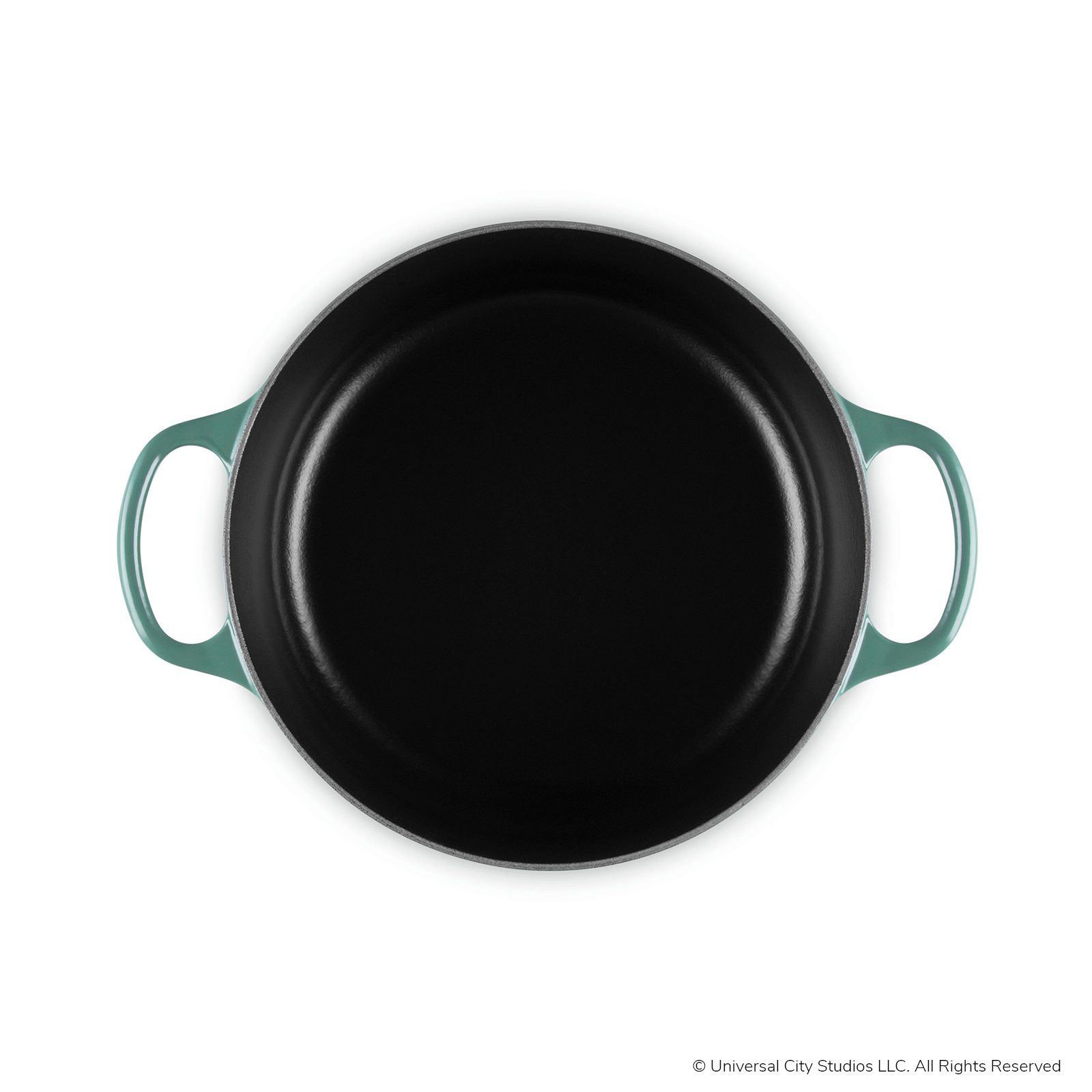 Signature Round Oven with Elphaba Relief image number 4