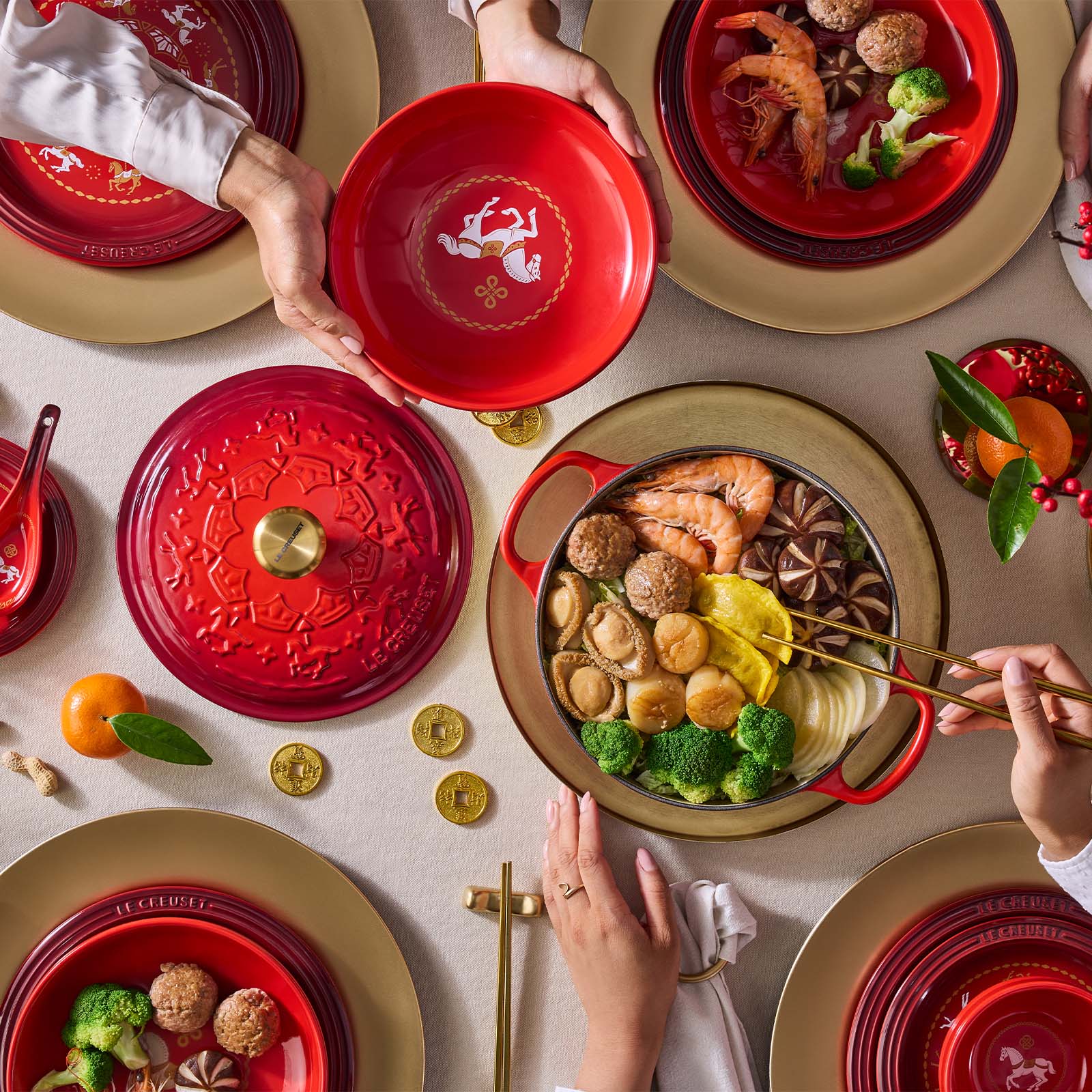 旋轉木馬系列琺瑯鑄鐵圓鍋22cm (棉花白-金頭-內鍋白) image number 5