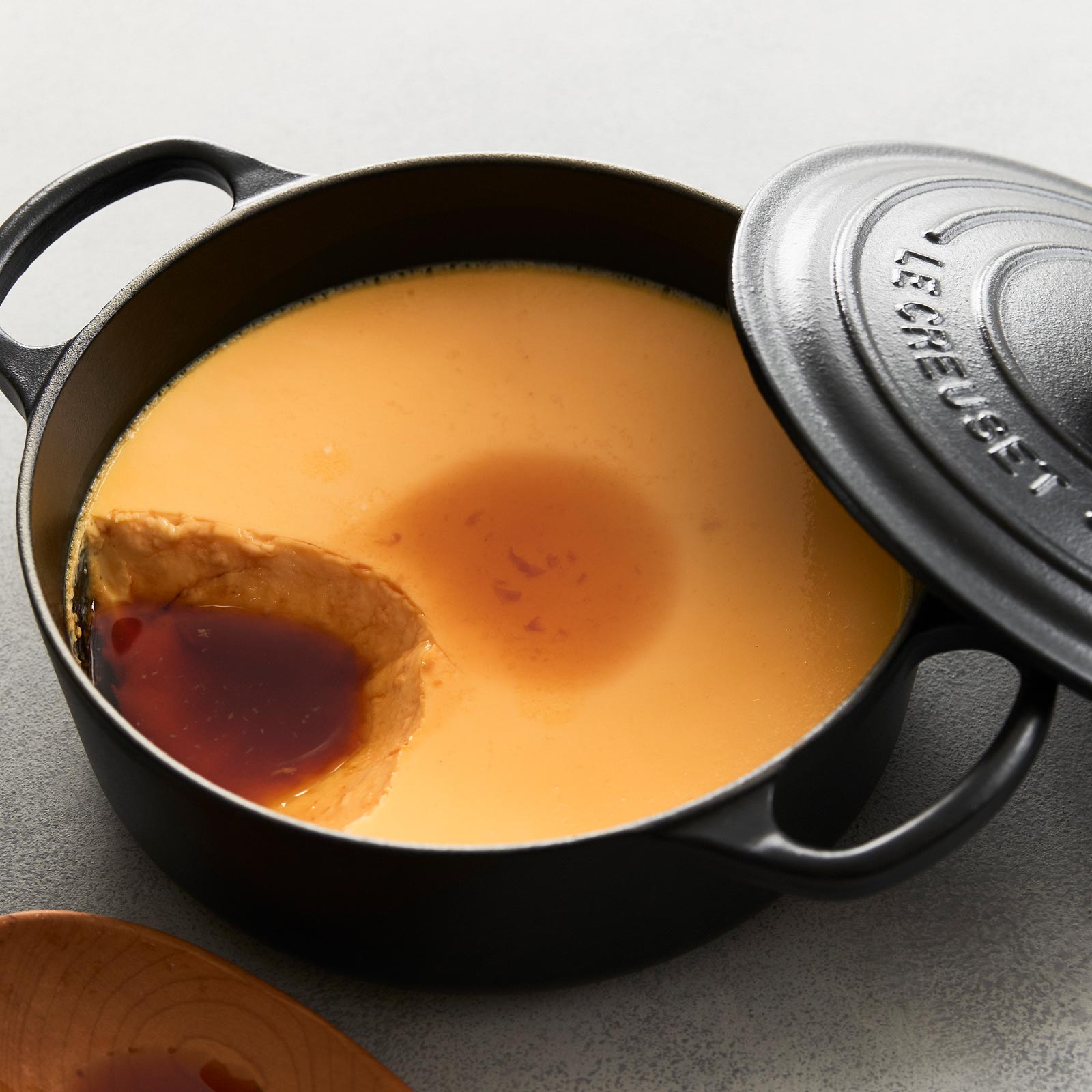 典藏琺瑯鑄鐵圓形燉鍋 image number 8